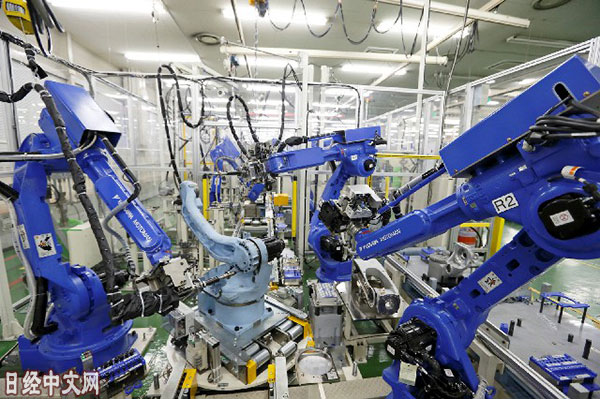 外資企業加速在華布局 從顯示技術到智能機器人，高科技工廠引領產業升級